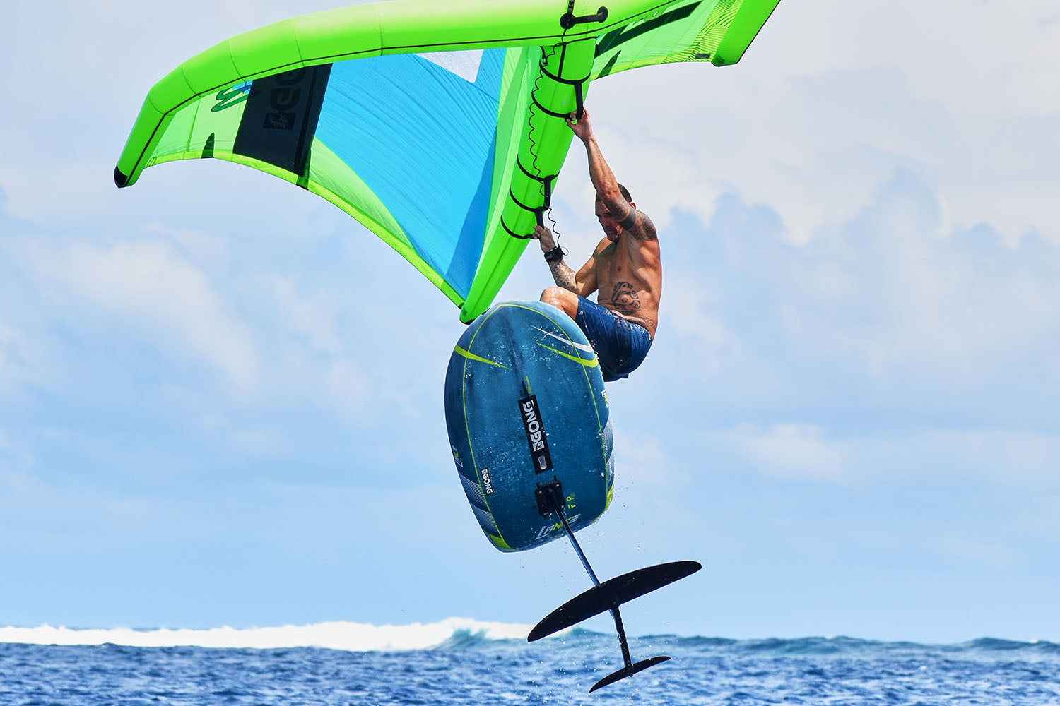 SHOP: THE BOARD TO GET STARTED AT ONLY 499€!