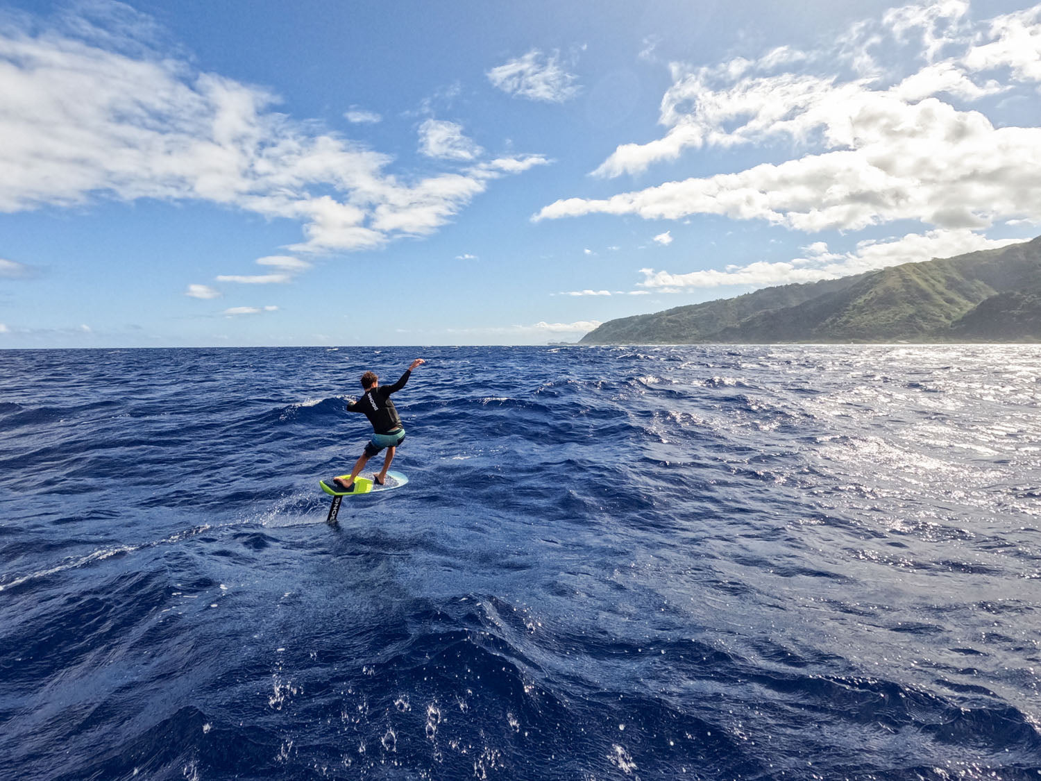 DOWNWIND ON A HIGH ASPECT FOIL!