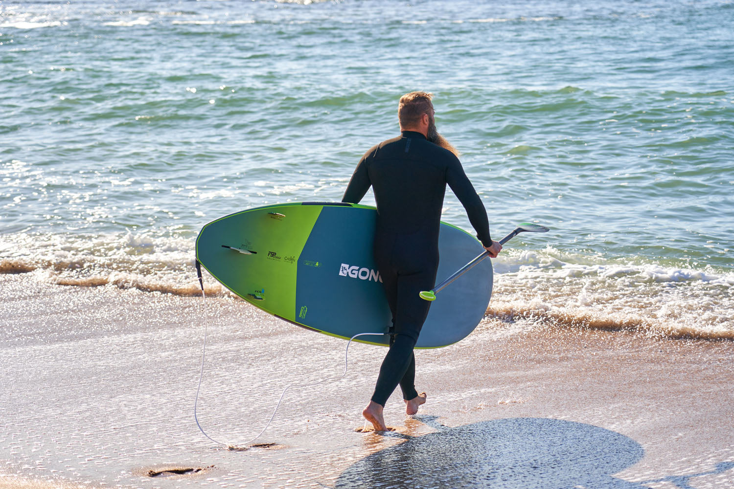 GEAR: MAKE THE DIFFERENCE WITH THE 100% CARBONE PRO PADDLE!