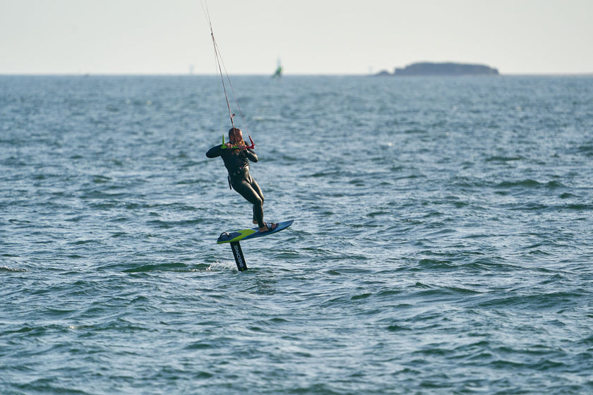 Tack in kite foil