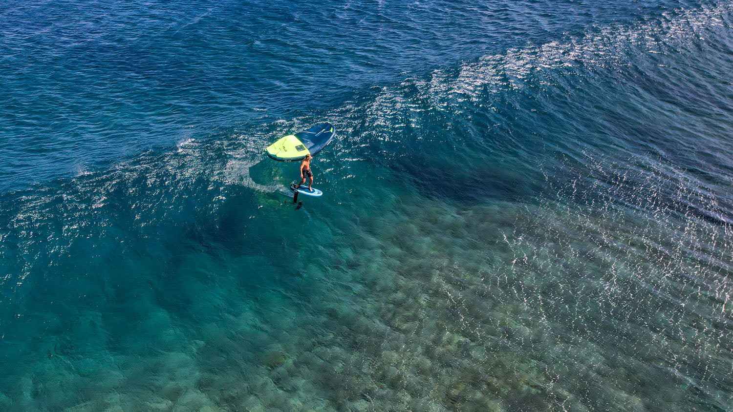 SURF WITH THE HIPE FREEFLY!