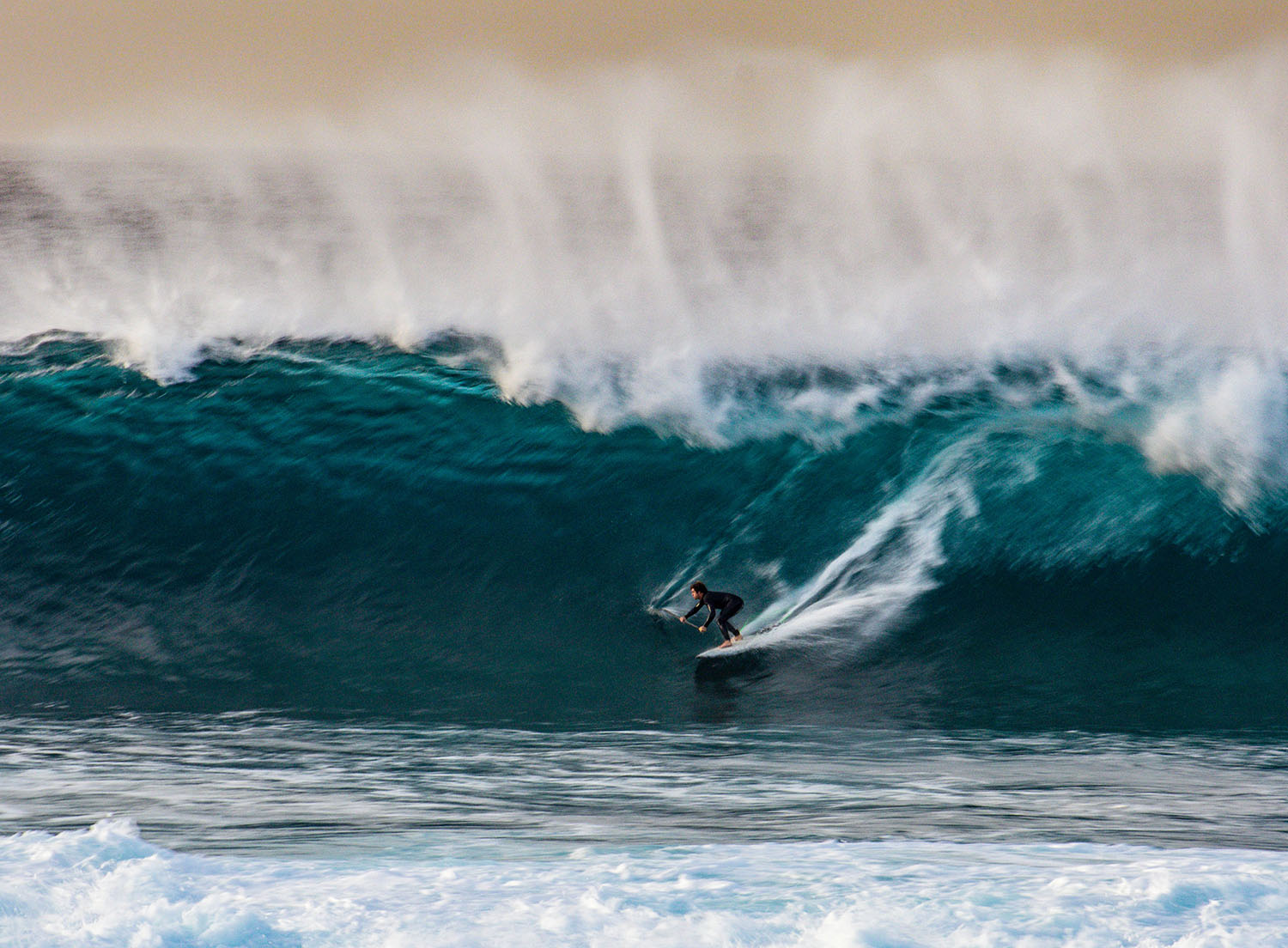 PHOTO: MAXIMUM INTENSITY ON THE ALLEY