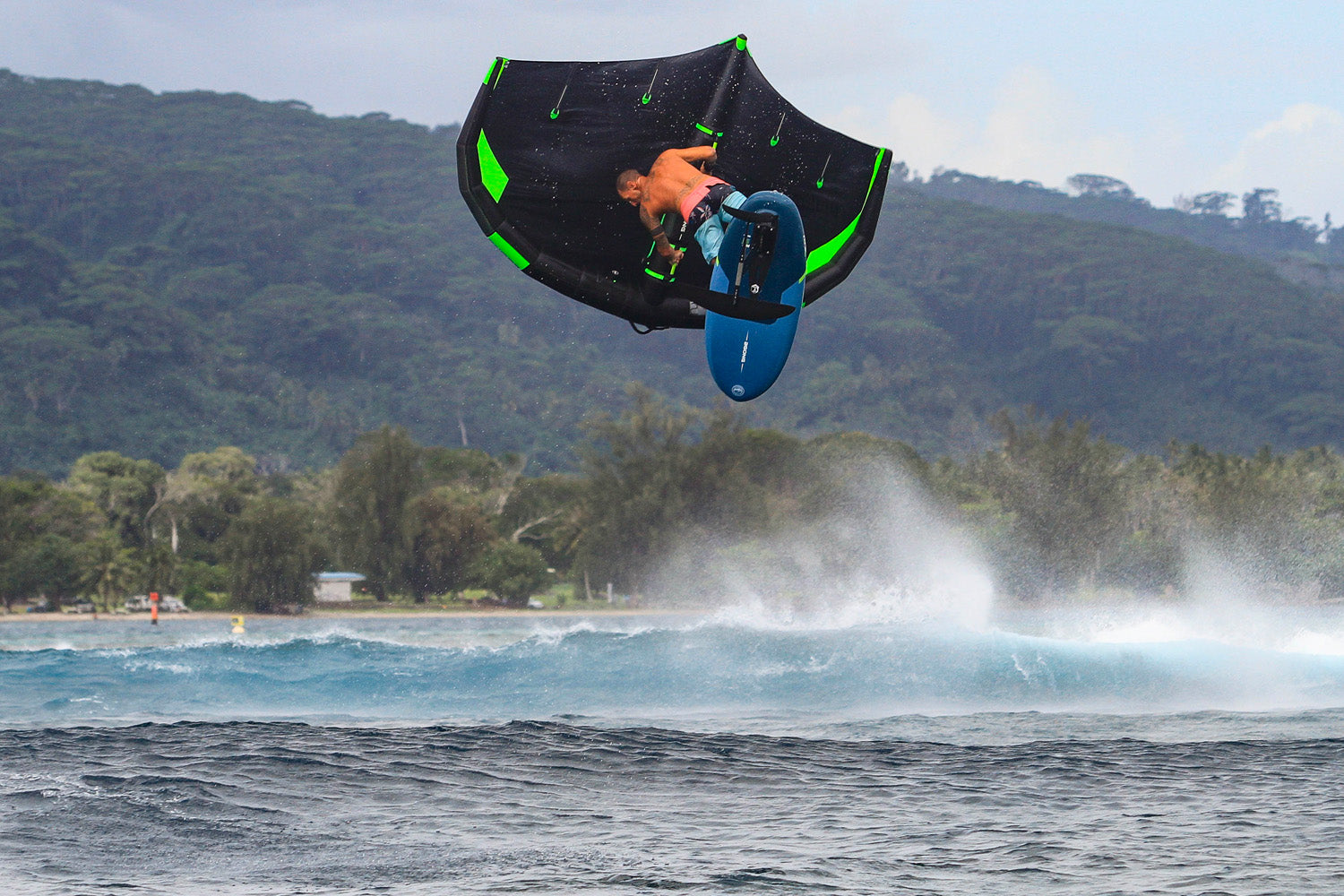 GEAR: TRAVEL LIGHT WITH THE HIPE PRO!