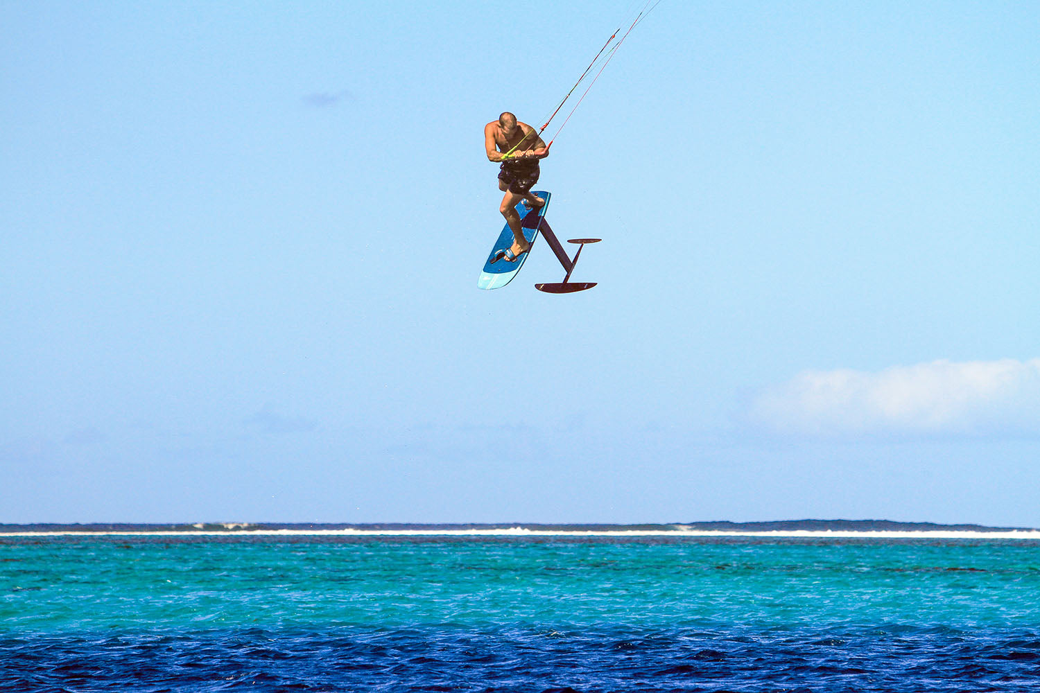 PHOTO: HAVING A BLAST IN LIGHT WINDS!