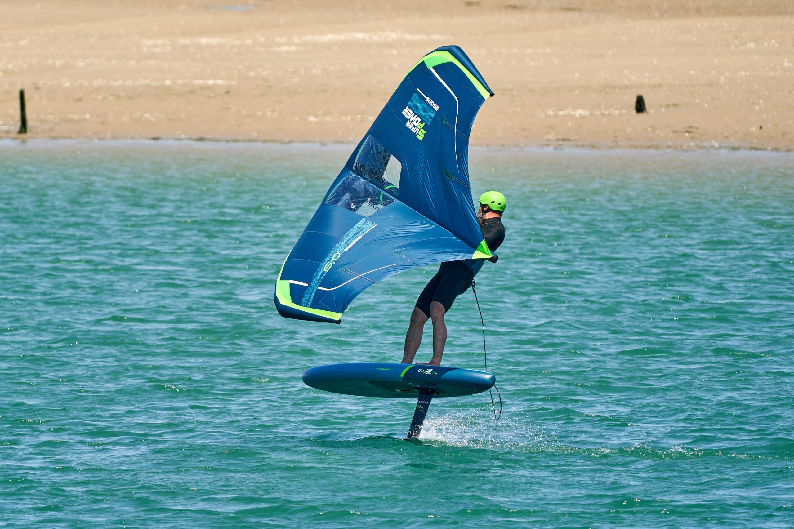 PHOTO: HAVING A BLAST IN LIGHT AND GUSTY WINDS!