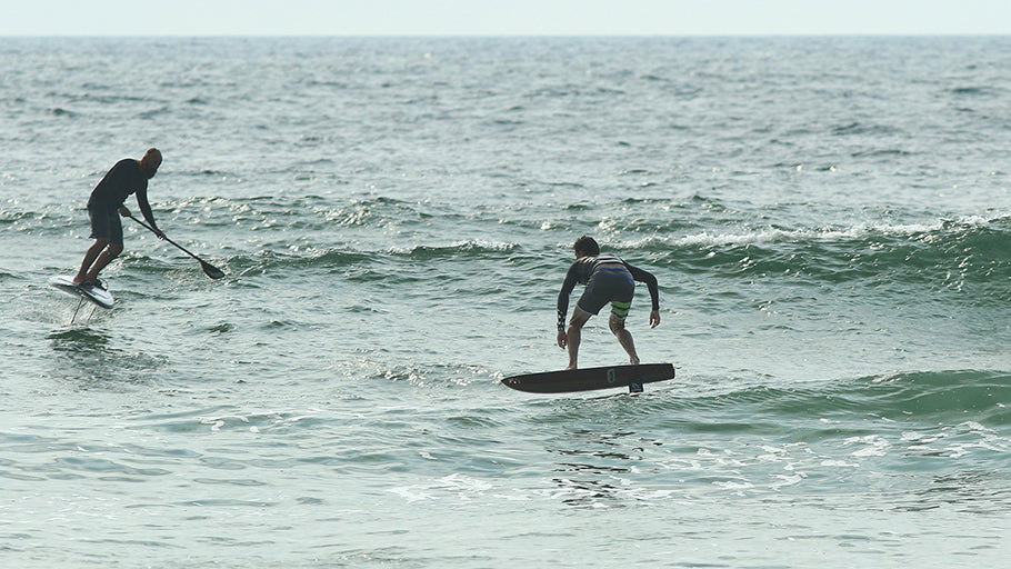 PHOTO : surf foiling together !!!