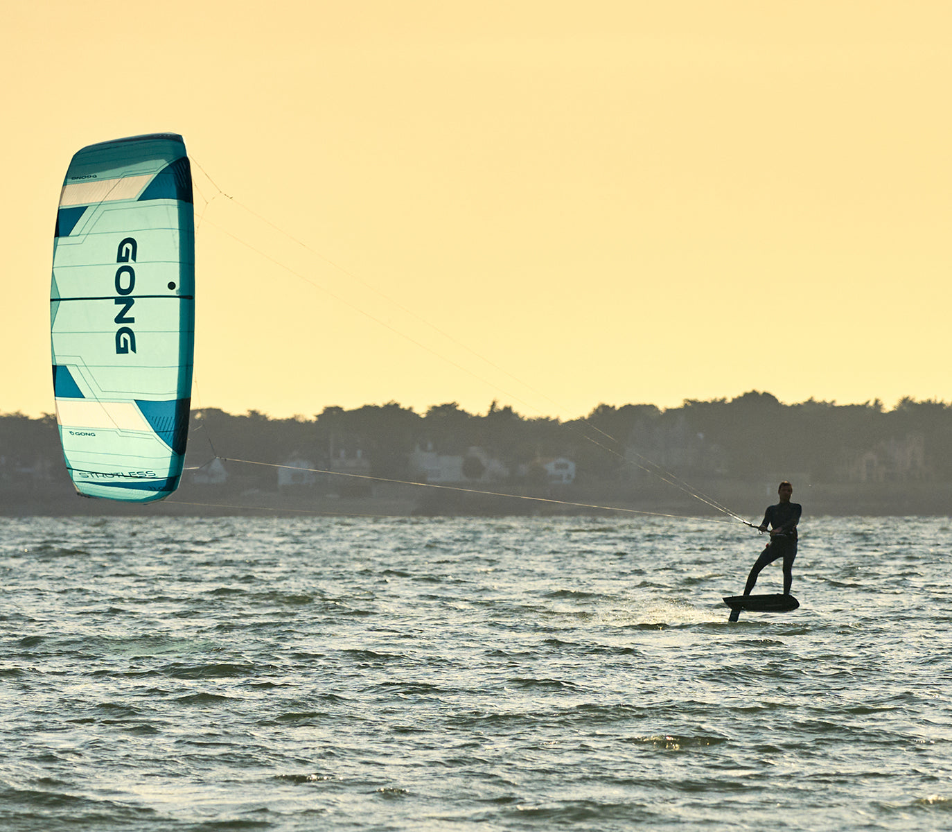 GONG | Kite Strutless