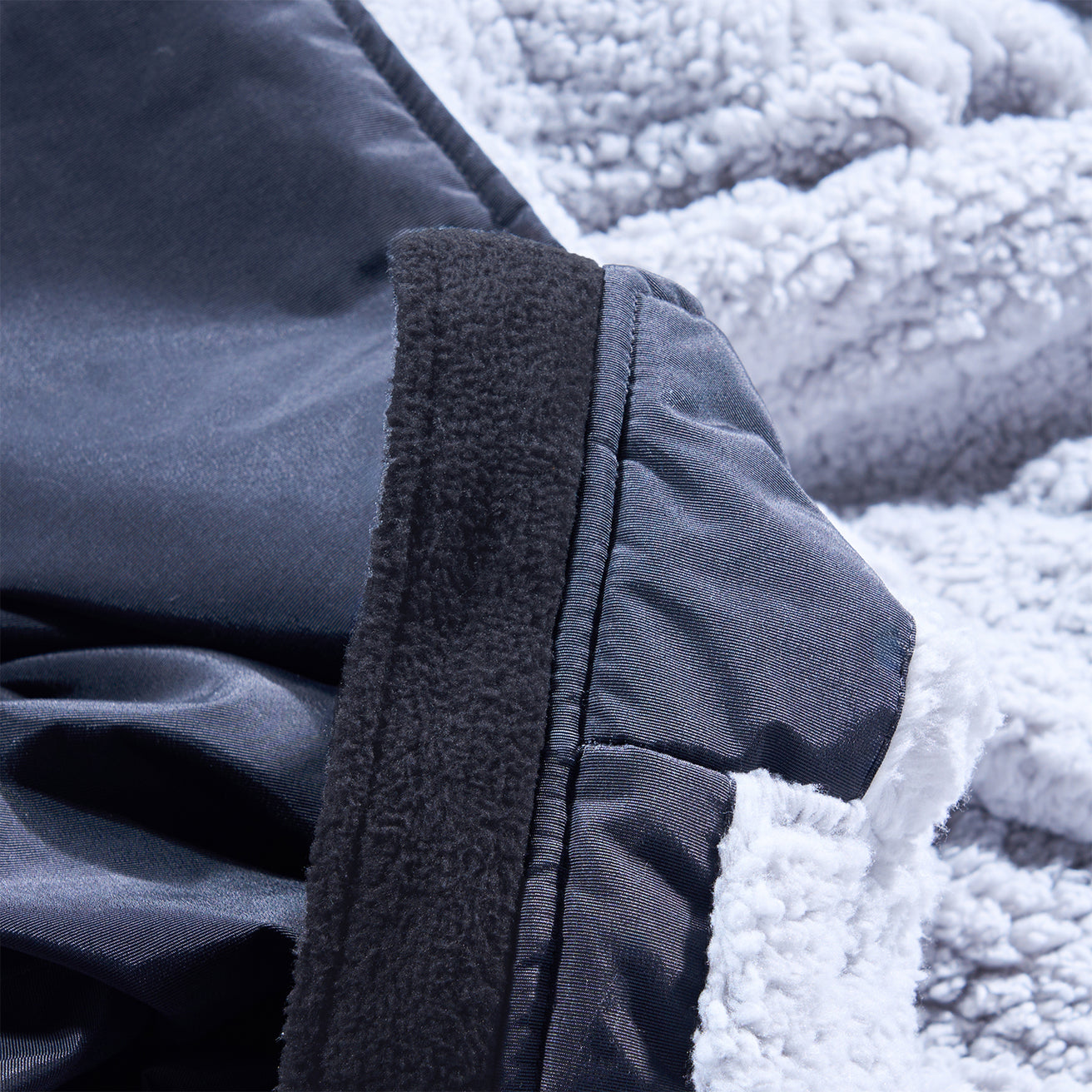 GONG | Poncho Imperméable Noir