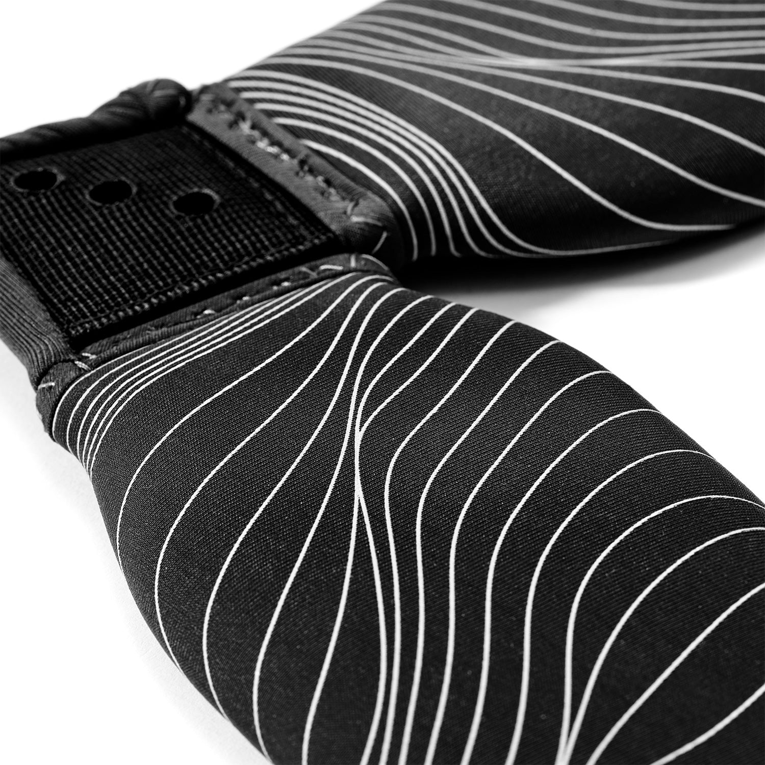 GONG | Front V-Footstrap Light