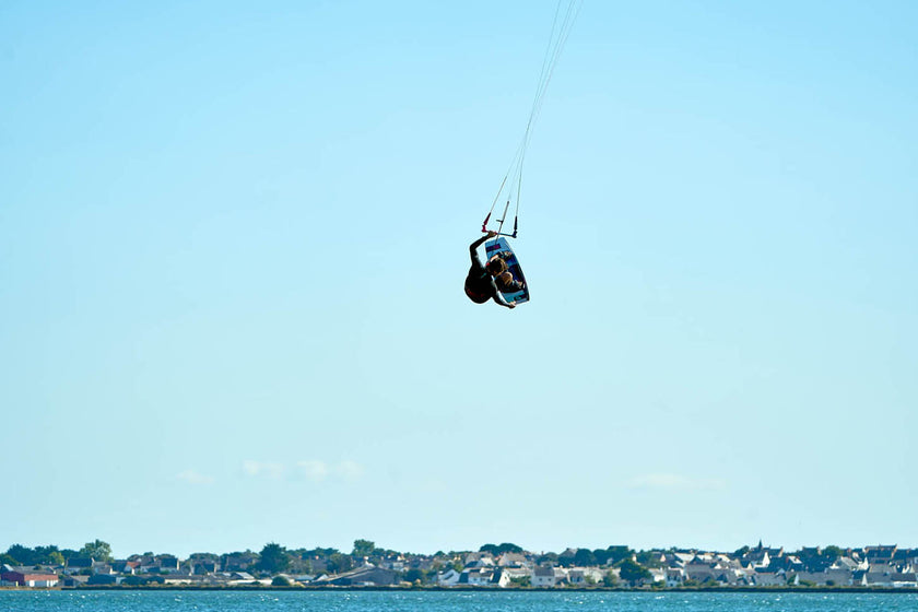 Inverted frontroll with grab