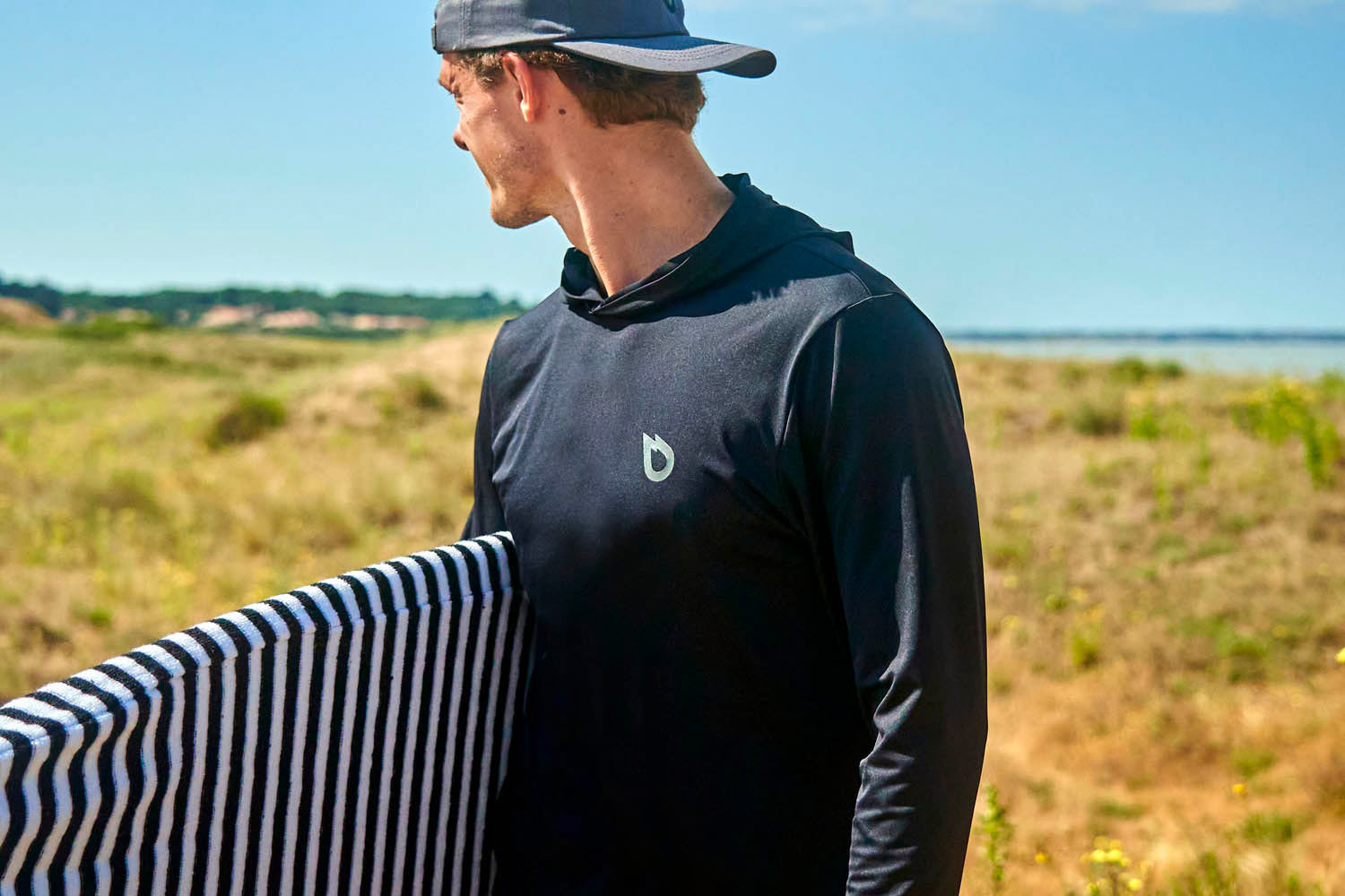 GONG | Lycra T-shirt UPF 50+ Eco Sunguard Longsleeves Hooded