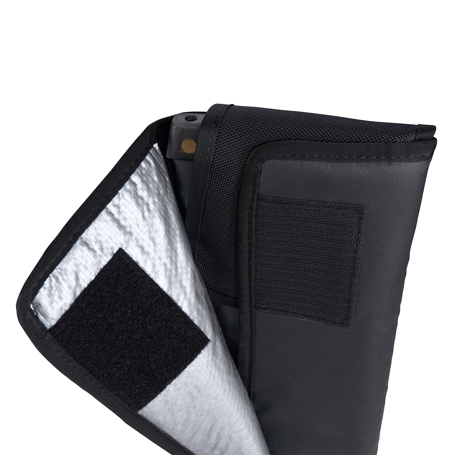 GONG | Foil Cover Mast