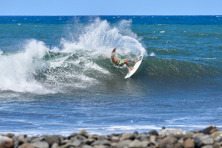 Drop wallet layback