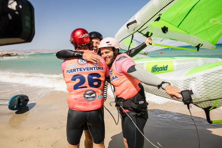 TEAM NEWS : ET UN, ET DEUX, ET TROIS RIDERS GONG SUR LE PODIUM !