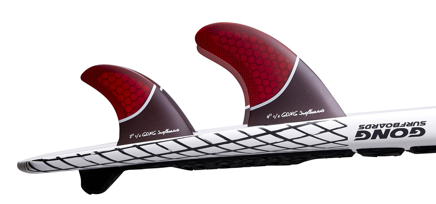 GONG | Fin Set Side Or Quad Rear Red Honeycomb 90mm 3'' 1/2
