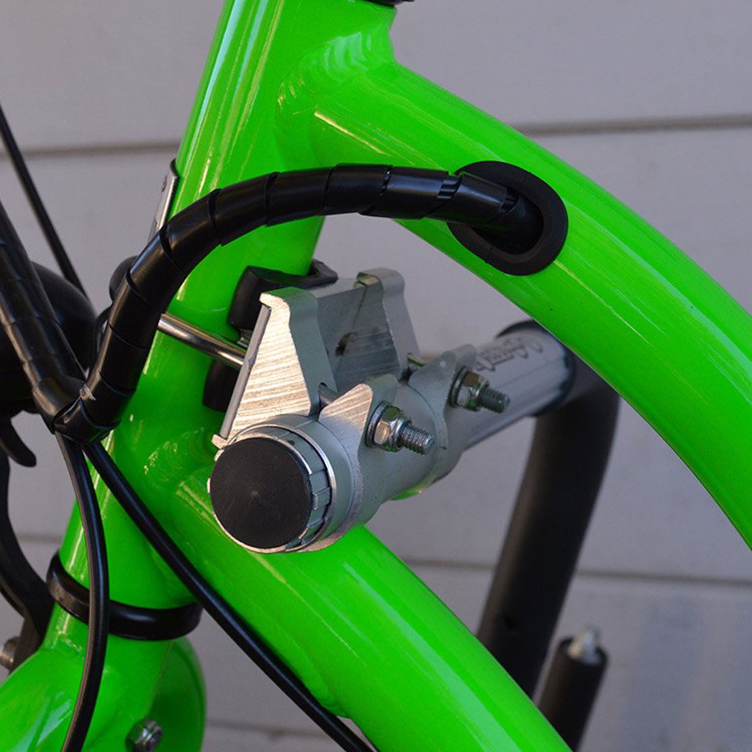 Moved By Bikes | Longboard Rack