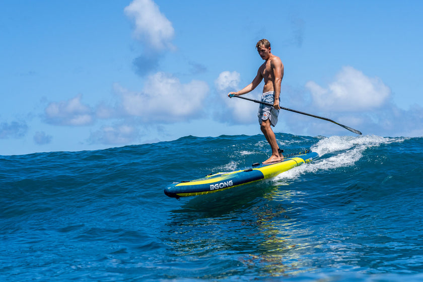 SURFER EN COUINE MARIE RACE !
