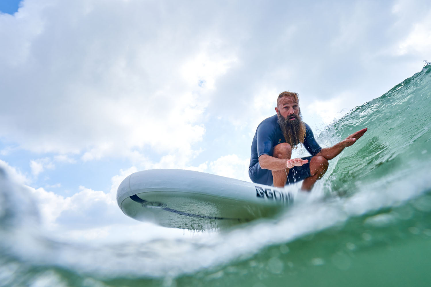 PHOTO : LA GLISSE DU LONGBOARD COUINE MARIE !