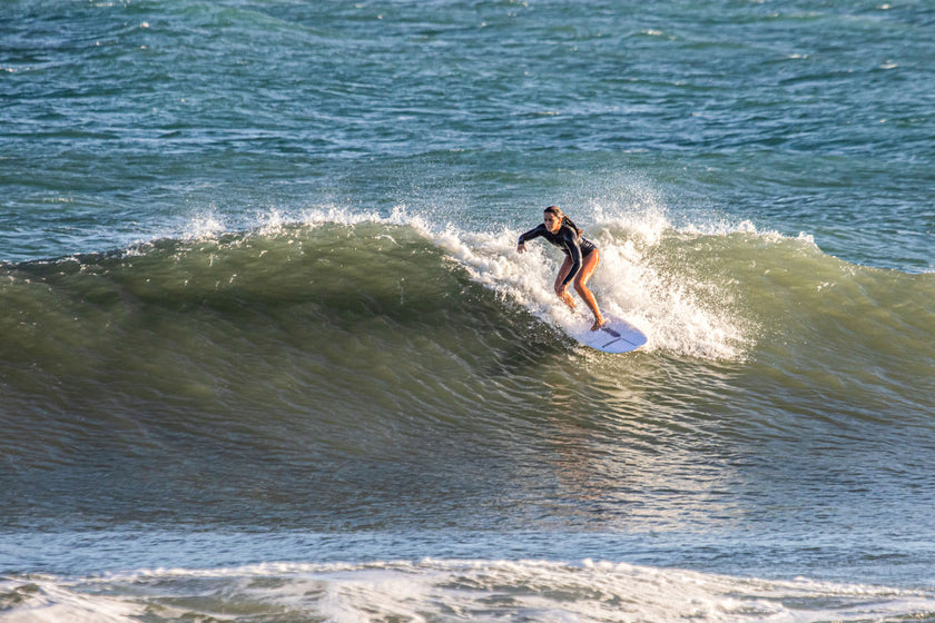 MATOS : PASSER SUR UN SHORTBOARD AVEC LA BATMOB !