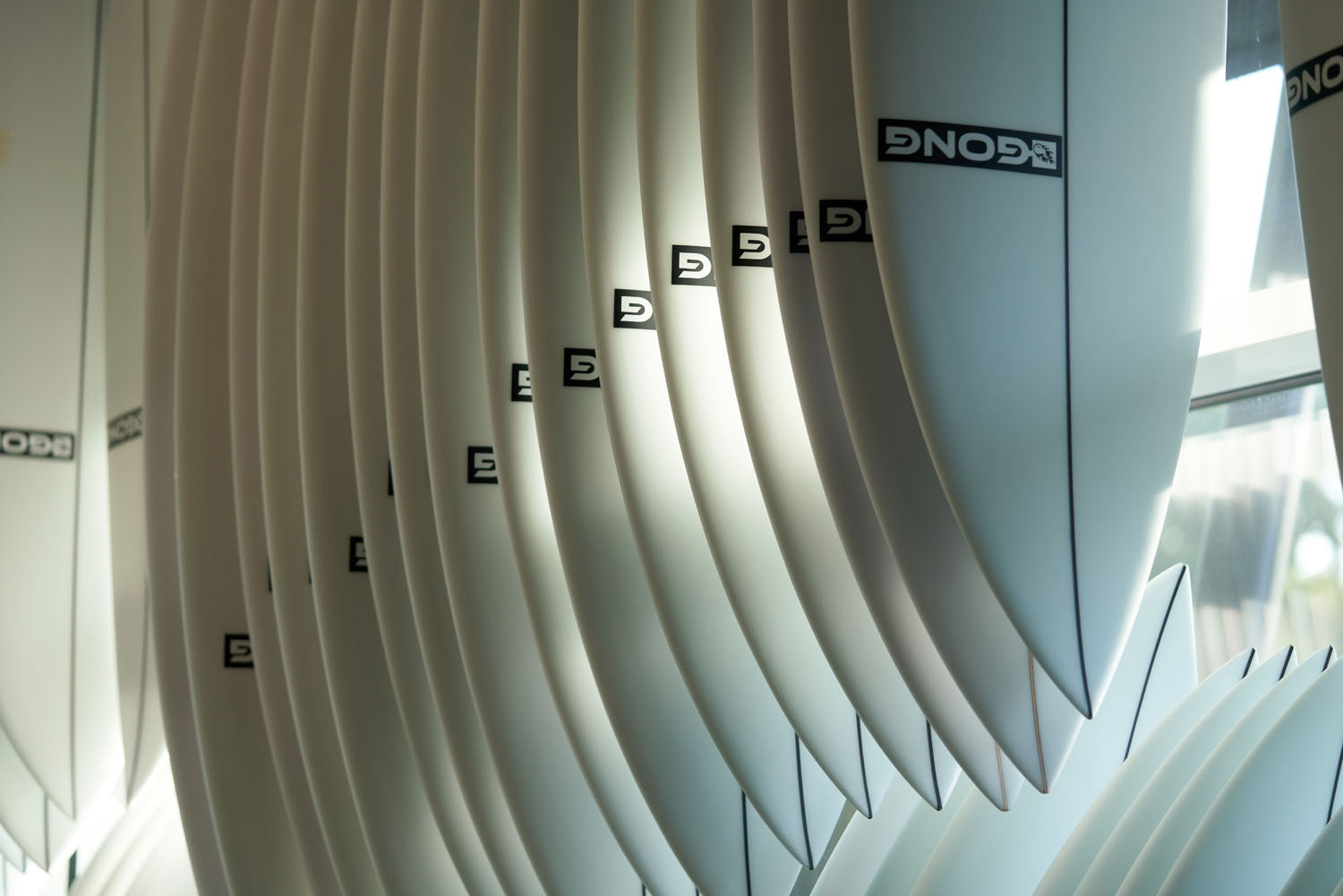 SHOP : PROMOTION SUR NOS SURFBOARDS AVEC BOITIERS FUTURES !