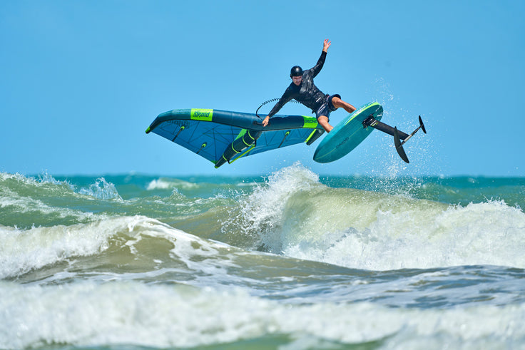 GEAR : L'INTENSITÉ DU SURF ET DU FREESTYLE AVEC LA DROID PERF SERIES
