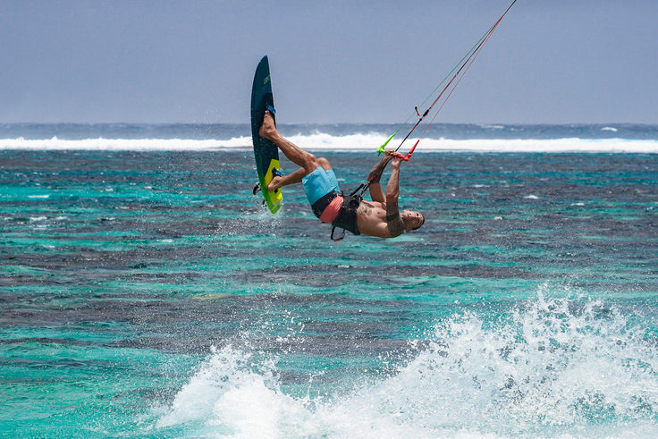 SHOP : PLANCHES DE SURF KITE À 399€ !
