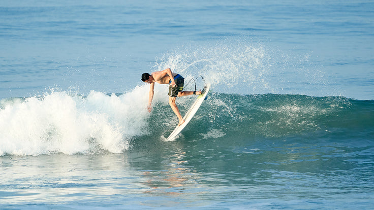 PHOTO : un style de surf !!!