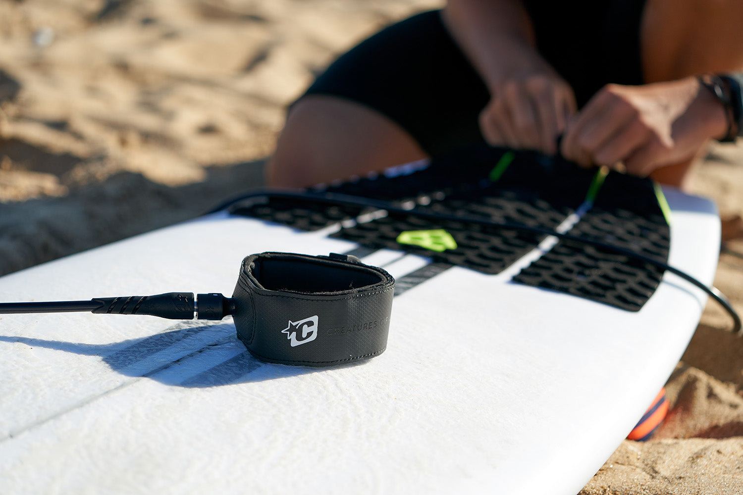 SHOP : LEASH 6′ CREATURES SUPERLITE EN LIGNE !!!