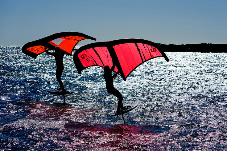 PHOTO : WING FOIL SURFING !!!