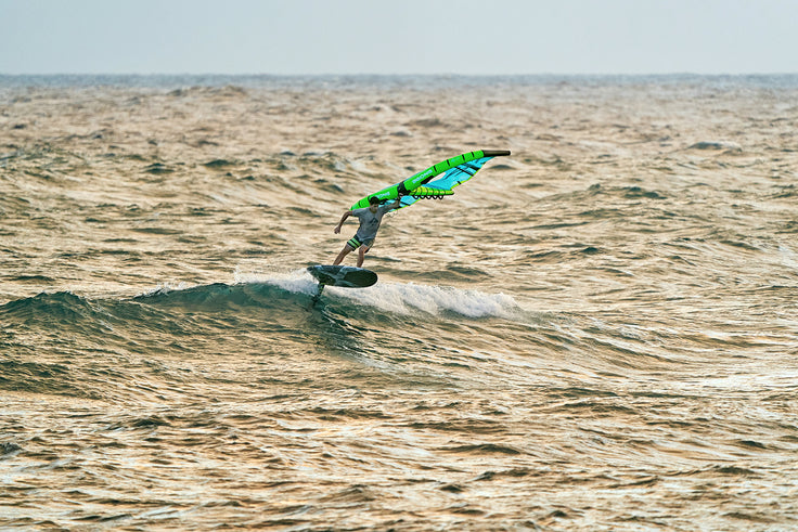 PHOTO : WING SURFING !!!