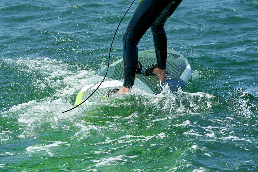 HOW TO : STAND UP ON THE BOARD !!!