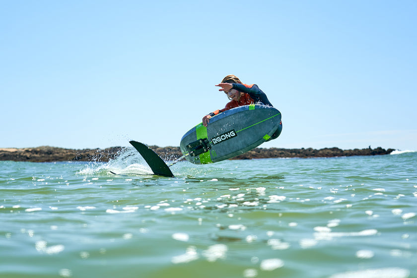 PHOTO : CARVING EN SURF FOIL !!!