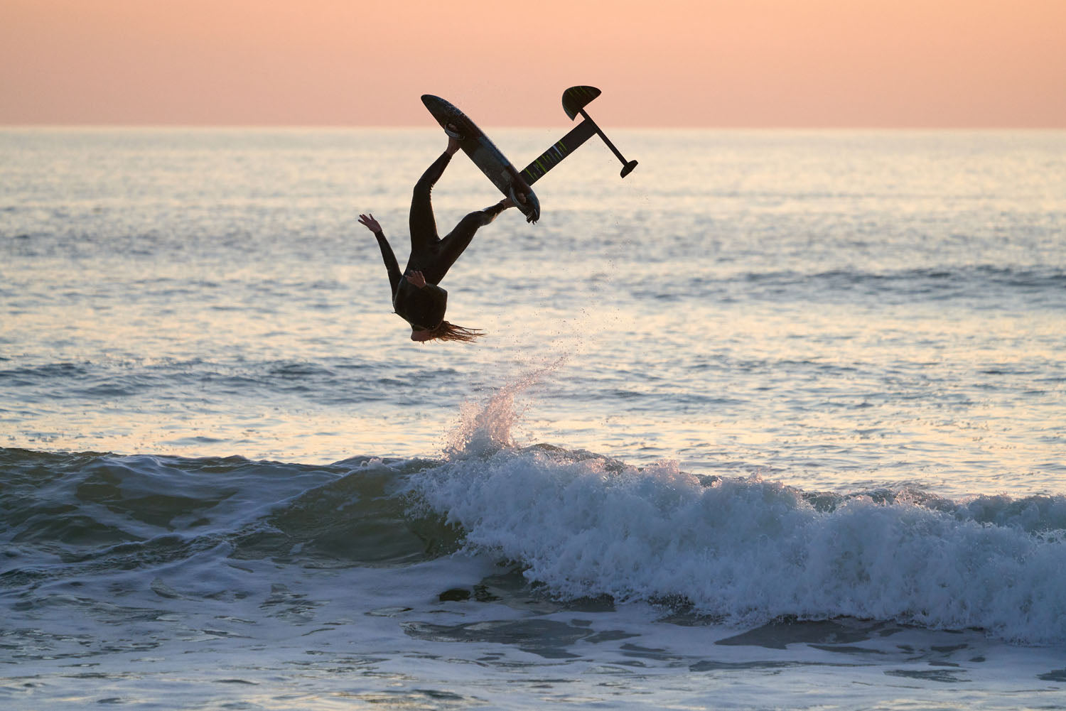 PHOTOS: BACK FLIP !!!