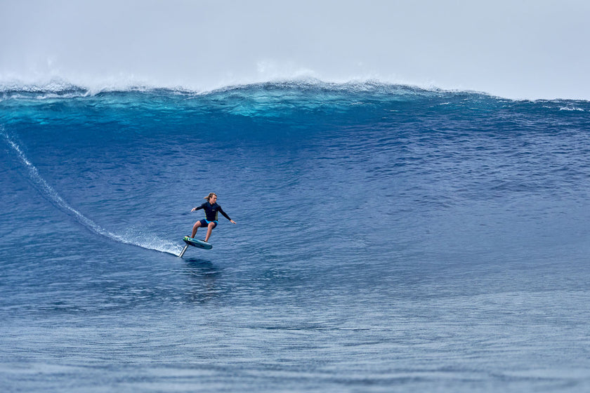 SURF FOIL TOW-IN !