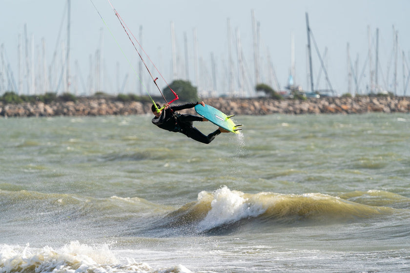 SHOP : AILE + KITEBOARD À PARTIR DE 774€ !