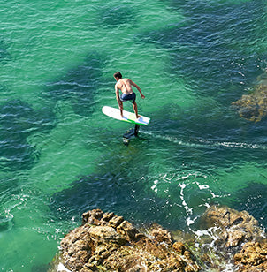 Surf foil on flat water