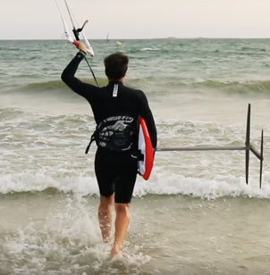 MOVIE : Catch 3CS and kitefoil Allvator !!!