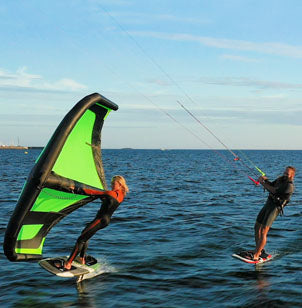 FATHER AND SON IN 10 KNOTS