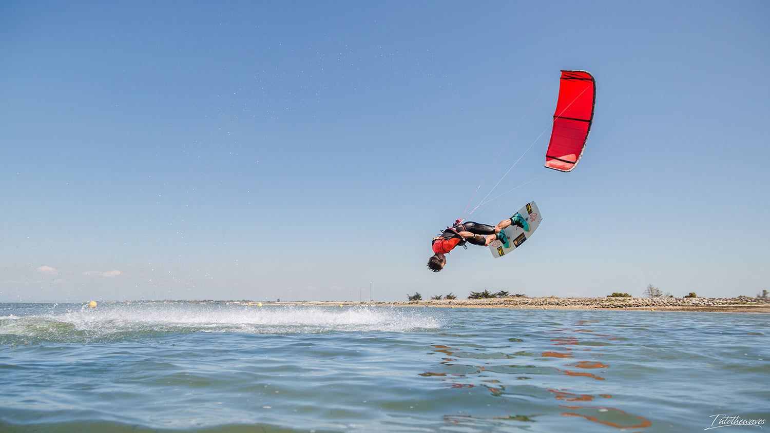 PHOTO : kitesurfing !!!