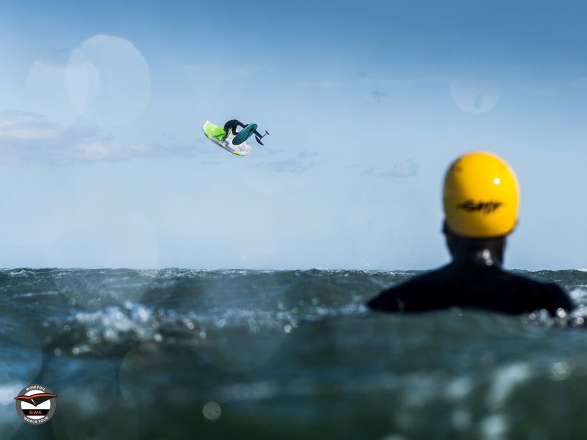 TEAM NEWS : LA SAISON SURF-FREESTYLE 2024 S’OUVRE DANS 50 NOEUDS