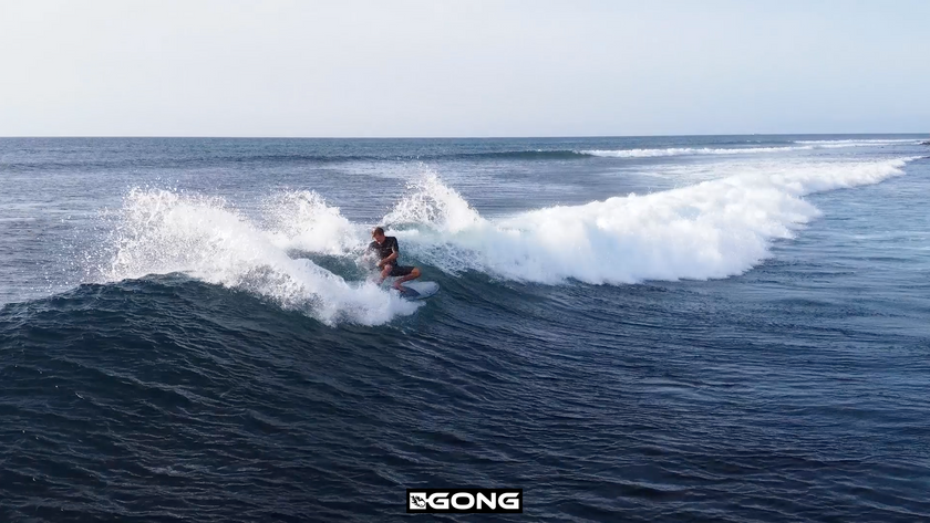 MOVIE : SILKY SMOOTH SUP SURFING