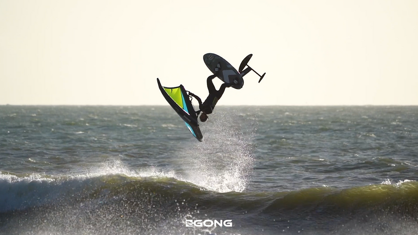 MOVIE : FUN WING SESH !