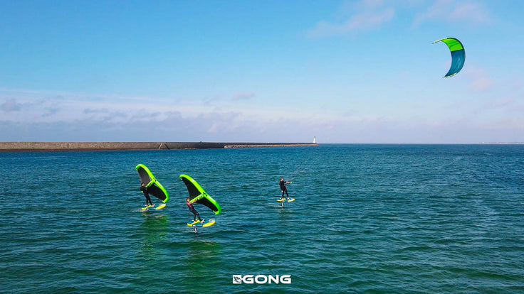 MOVIE : FOILING WITH THE HIPE