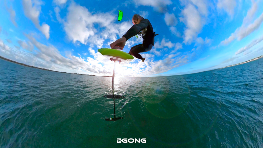 MOVIE : FUN IN 10 KNOTS !?!