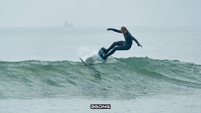 MOVIE : FEEL GOOD FOILING SESH !