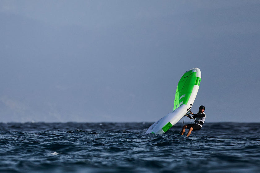NEWS : JULIEN PREND LA DEUXIÈME PLACE EN WING FOIL RACING À CAGLIARI