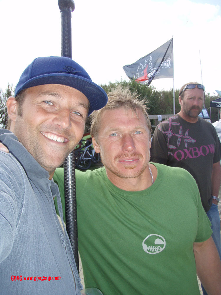 PEOPLE : Mark Slater