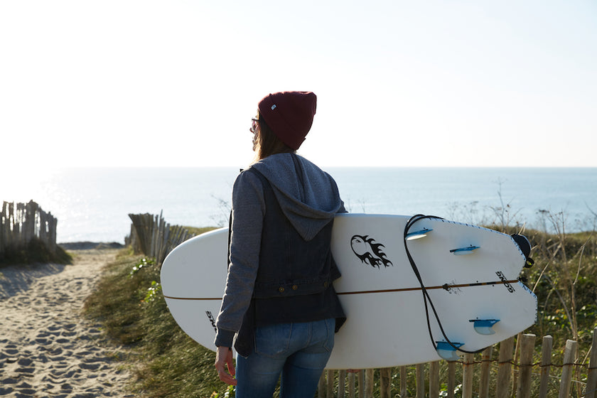 PHOTO : surfing girl !!!