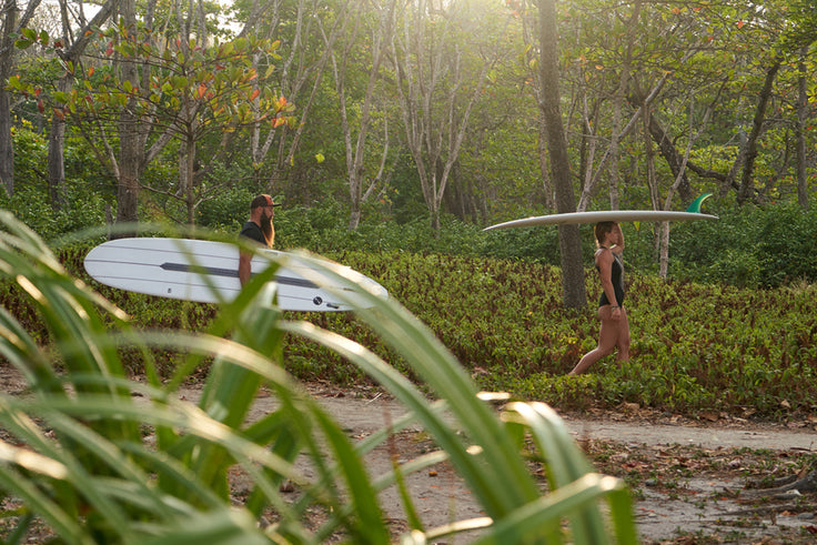 PHOTO : walking to the spot !!!