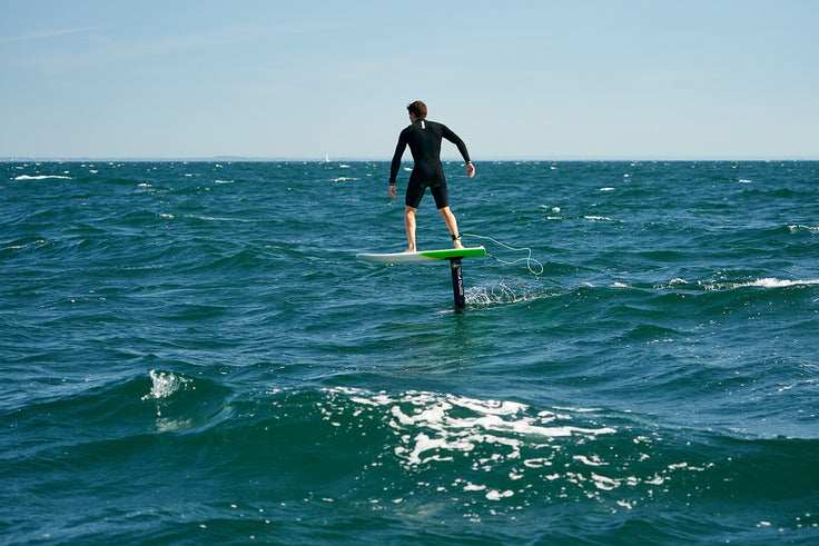 Surf foil downwind